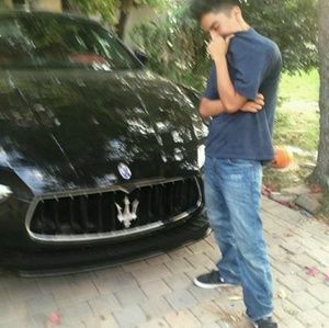 Meet your Posher, Martin